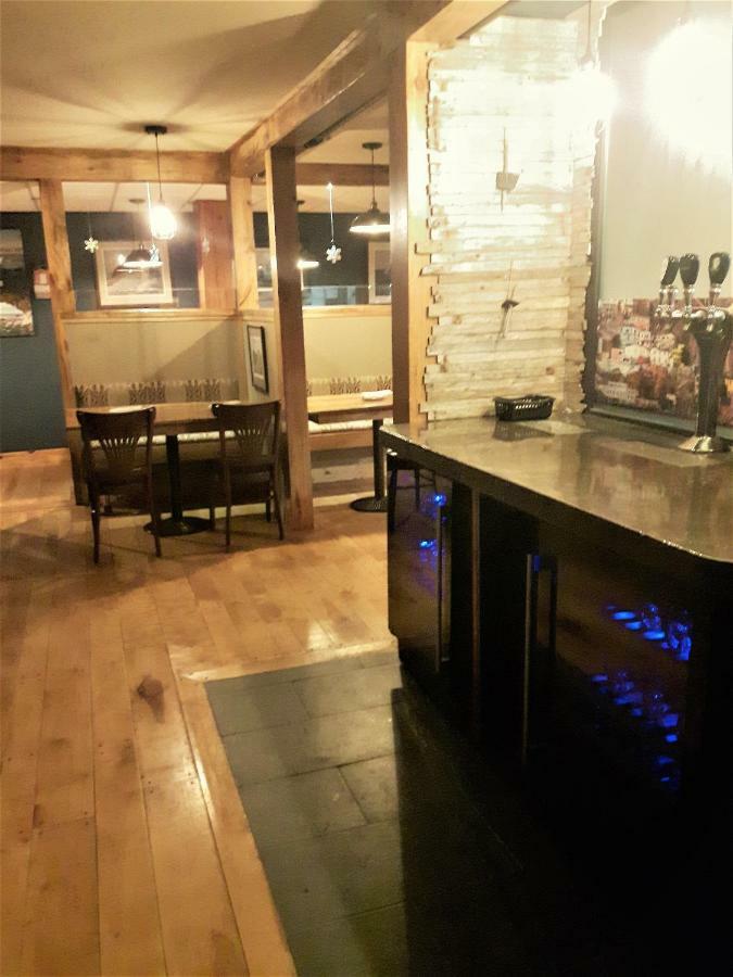 Marble Inn Resort Steady Brook エクステリア 写真